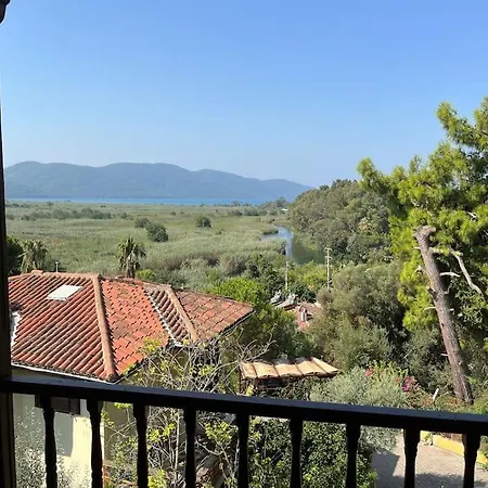 Beautiful Akyaka With Views And Location Next To The River 4* Ula